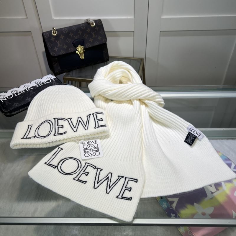 Loewe Caps Scarfs